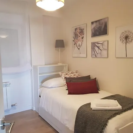 La Parada De La Estacion Con Parking Apartment *