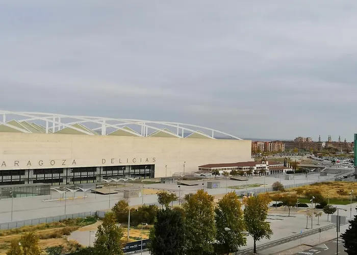 La Parada De La Estacion Con Parking * Zaragoza