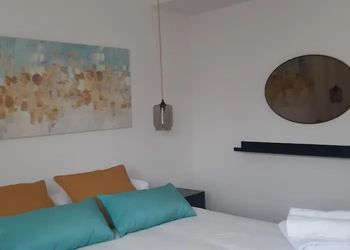 La Parada De La Estacion Con Parking Apartman Zaragoza