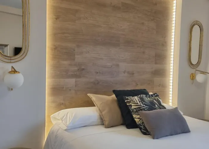 La Parada De La Estacion Con Parking *